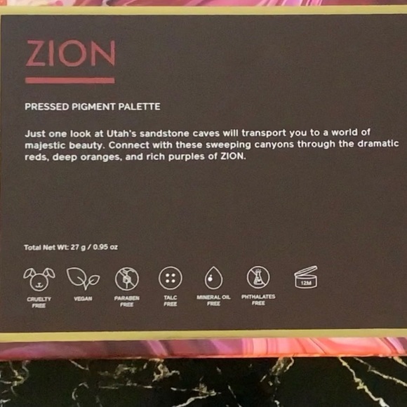 🍒🍒 Zion HipDot Vegan Eyeshadow Palette - Picture 8 of 8